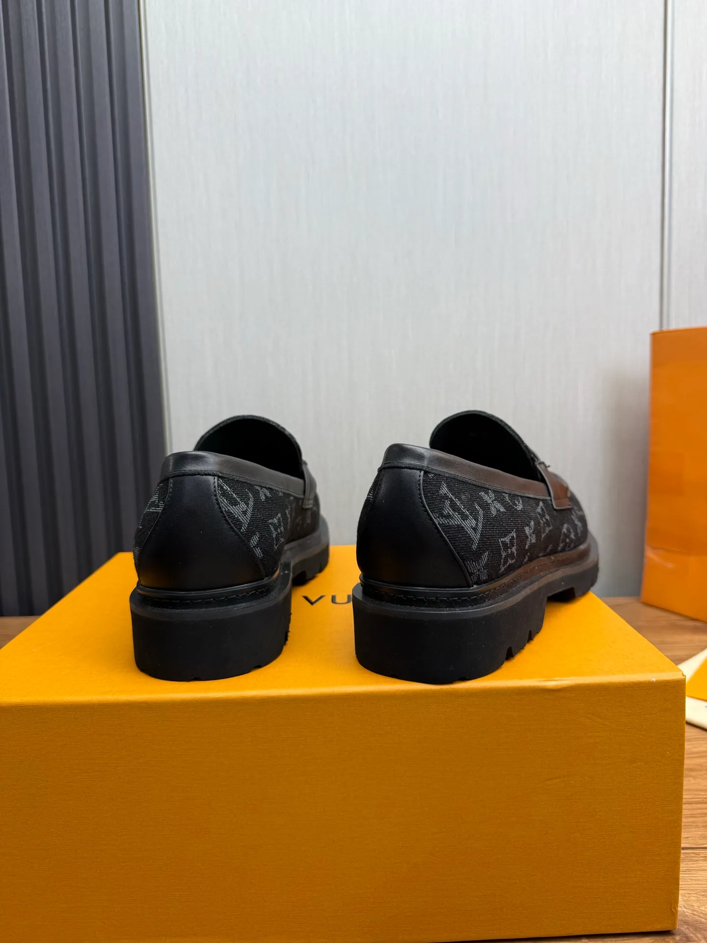Factory 680💰 LV. Men's business casual leather shoes, all made of imported original brand leather, just to create a more comfortable wearing experience, original non-slip and wear-resistant outsole ✔️16-45 (38.45 non-returnable)